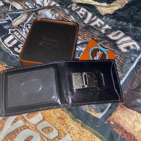 Relic wallet - Picture 2 of 7